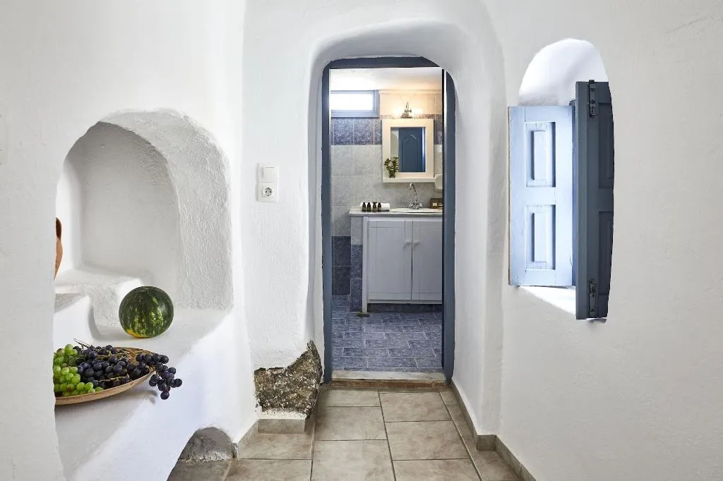 Room, Allure Breeze Suites, Santorini