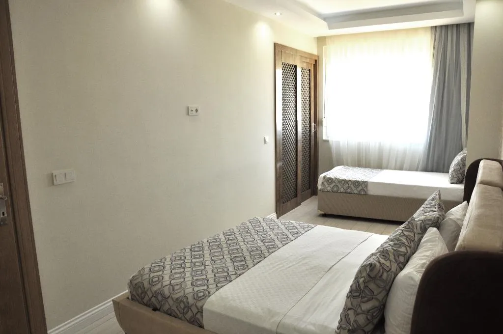 Room, Happy Family Apart, Antalya