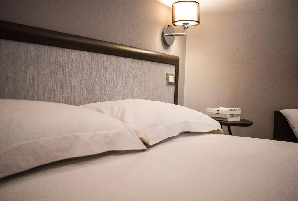 Room, Bagnasco 18, Palermo