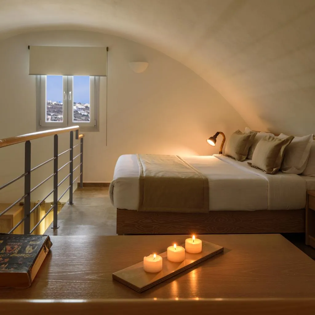 SUITE STANDARD Room, Aliter Suites, Santorini
