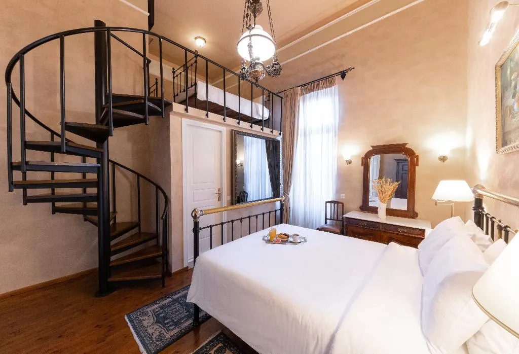 QUADRUPLE CAPACITY 4 Room, Nafsimedon, Kalamata