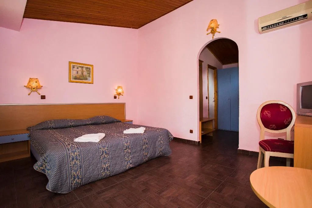 DOUBLE PARK VIEW Room, Villas Elenite - All Inclusive, Bourgas