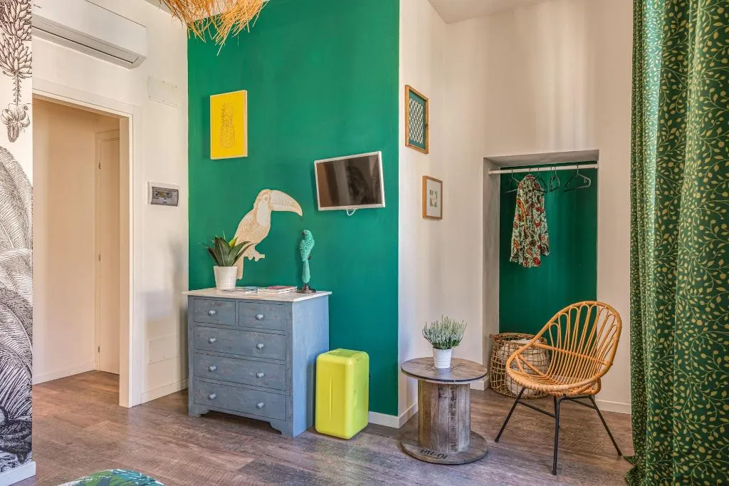 Room, Code Rooms, Florence