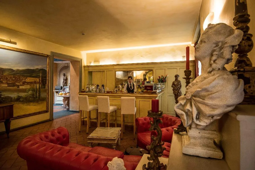Lobby, Alba Palace, Florence