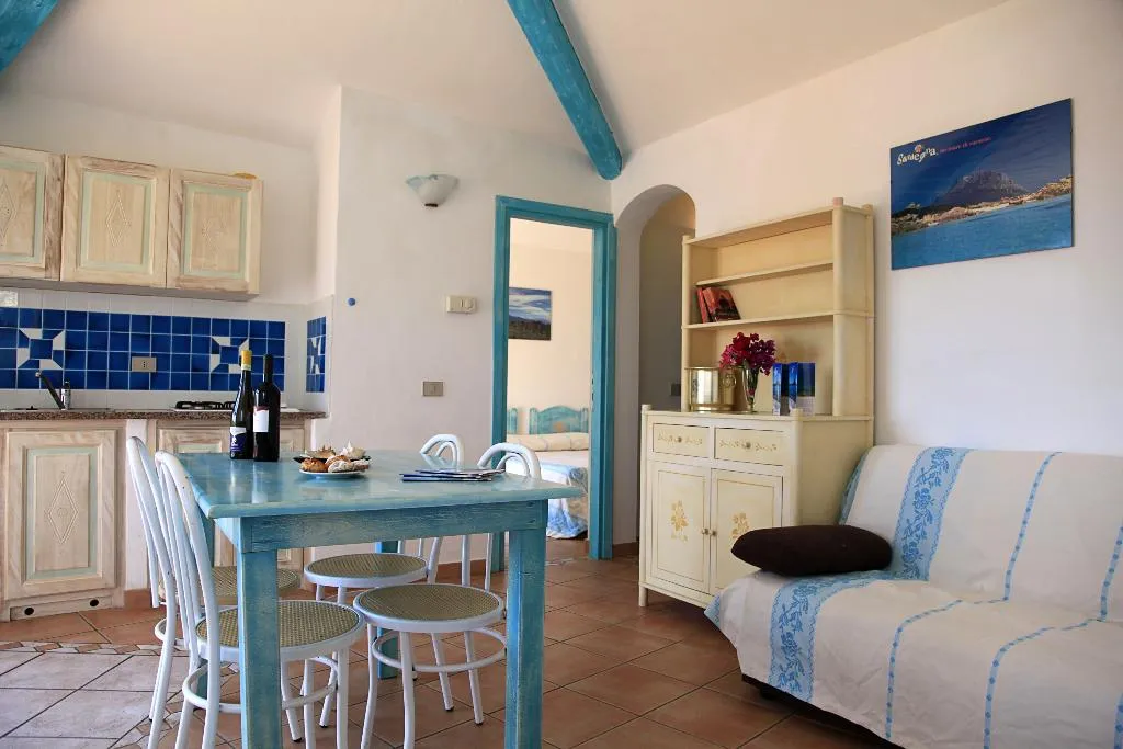 VILLA CAPACITY 6 Room, Lu Nibareddu Residence Hotel, Olbia