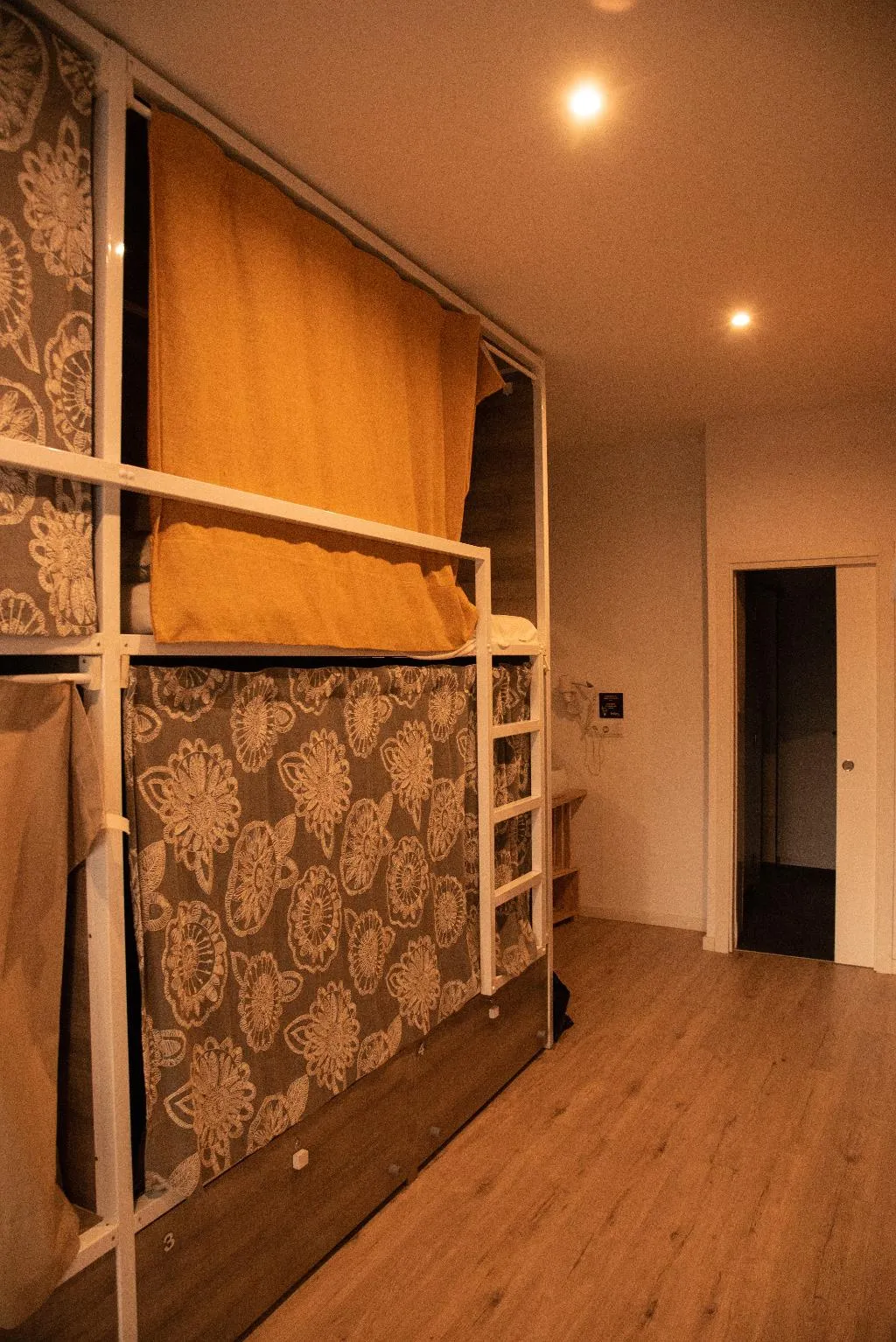 Bed in dormitory CAPACITY 8 Room, Cantagua Hostel, Valencia