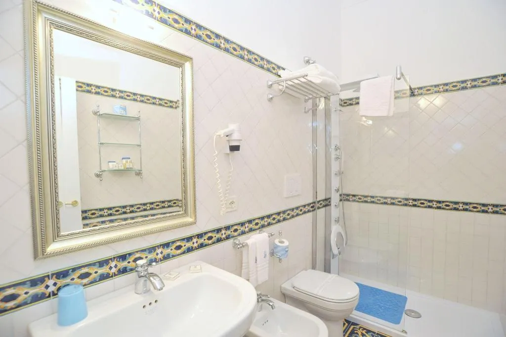 Room, Belvedere, Naples