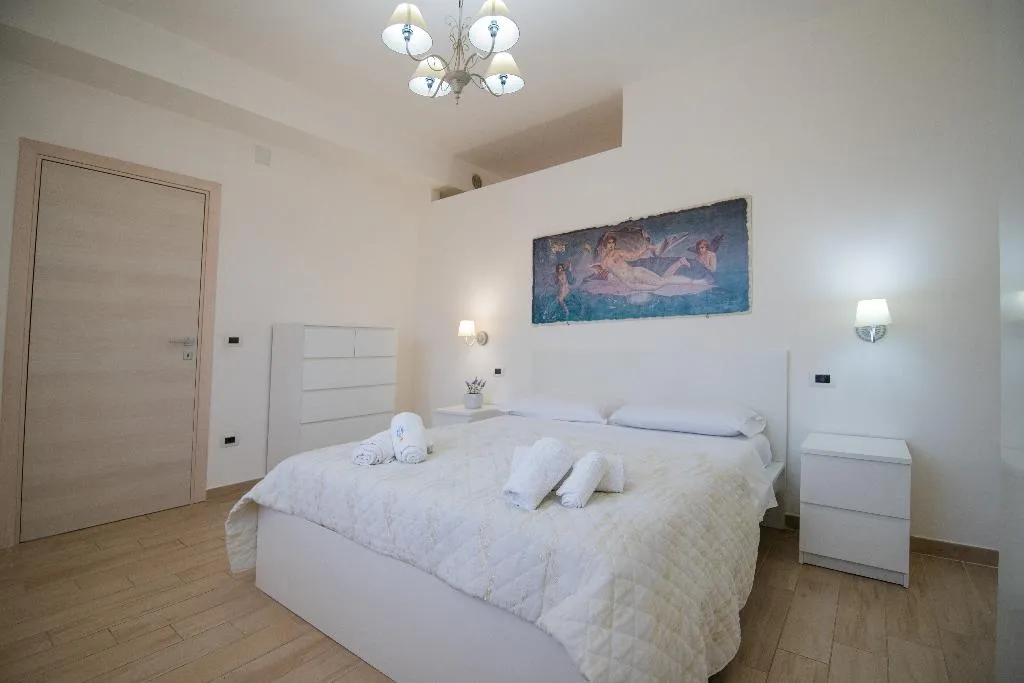 APARTMENT CLASSIC WITH BALCONY Room, O' Sole Mio Pompei, Naples