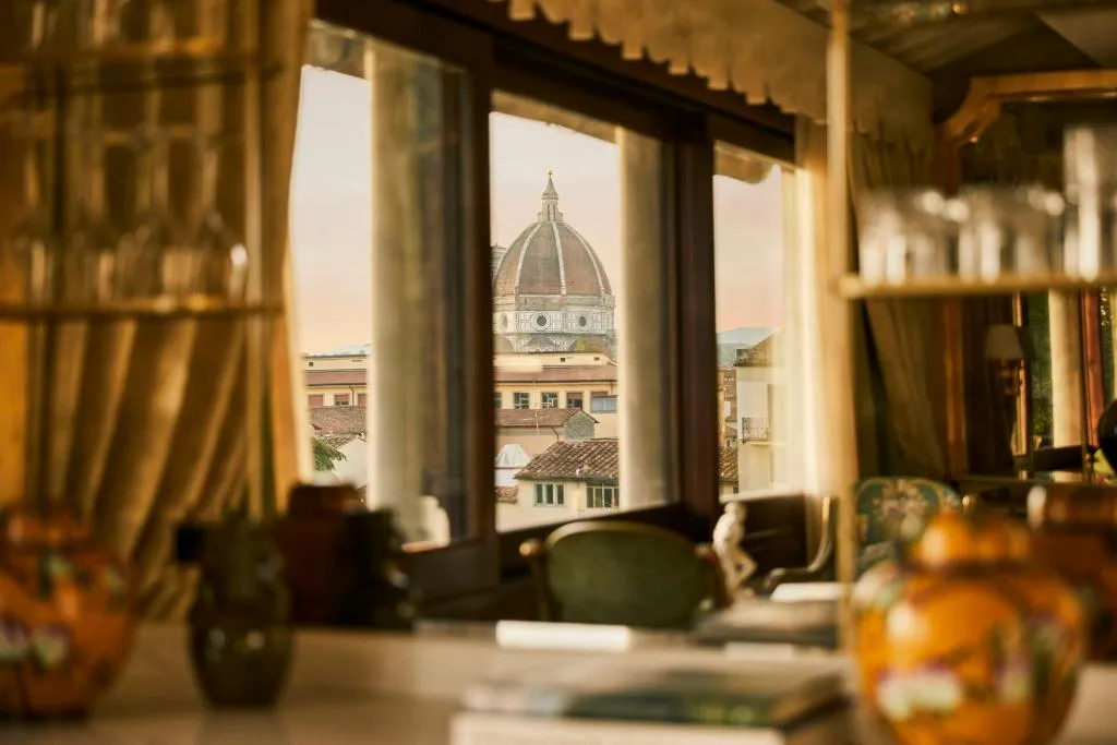 SUITE WITH VIEWS Room, Four Seasons Hotel Firenze, Florence