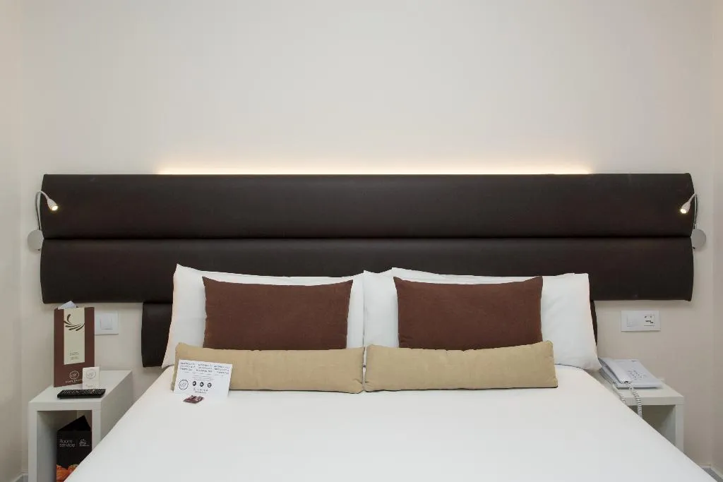DOUBLE ECONOMY Room, Mothern By Pillow, Barcelona