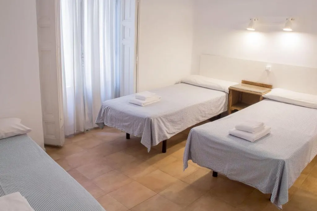 Room, Hostal La Zona, Madrid