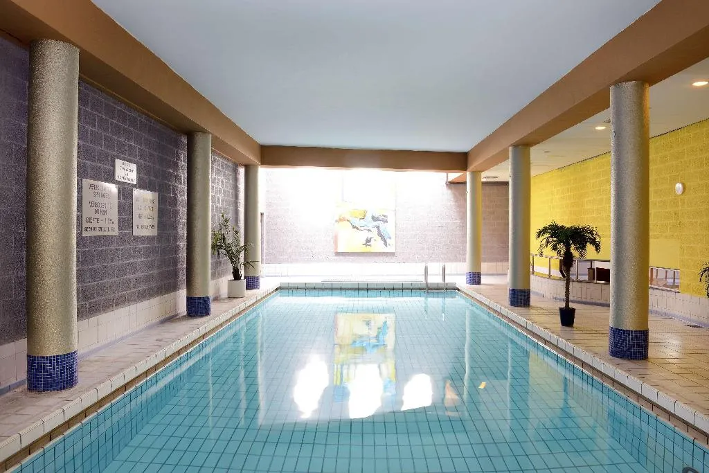 Pool, Amrâth Grand Hotel de lEmpereur, Amsterdam
