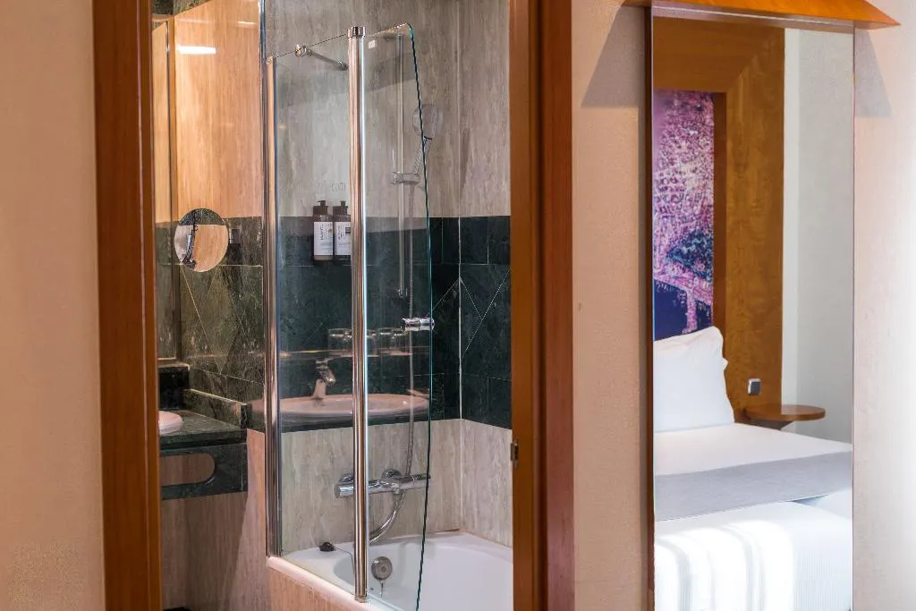 Double or Twin STANDARD Room, Abba Sants, Barcelona