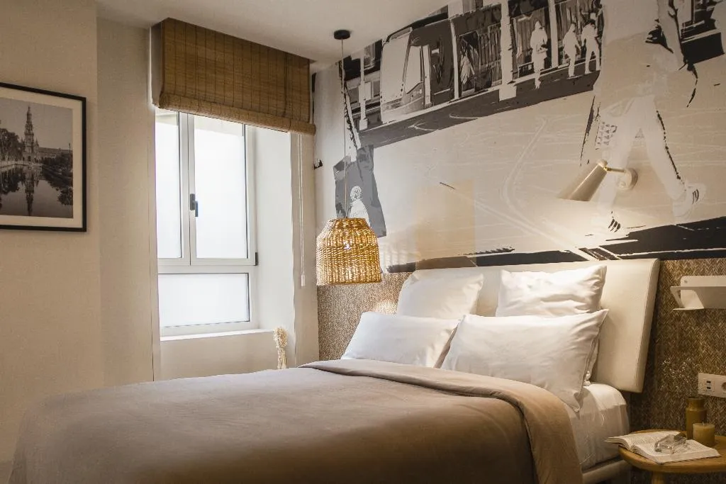 DOUBLE STANDARD Room, Room Select Tetuán, Seville