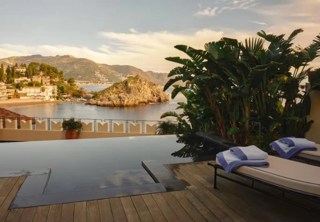 Room, Villa Sant'Andrea, A Belmond Hotel, Taormina Mare, Catania
