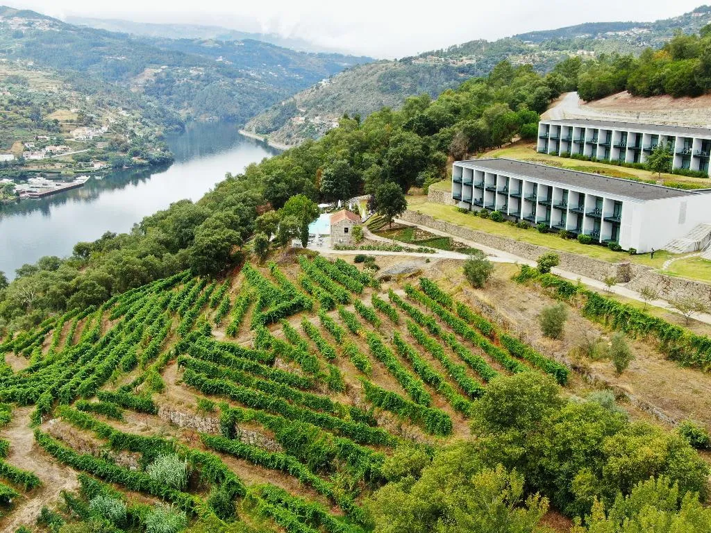 General view, Douro Palace, Porto