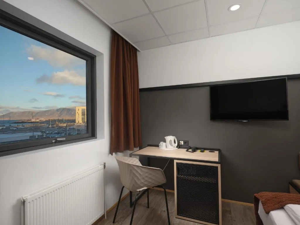 SINGLE SUPERIOR Room, Cabin Hotel, Reykjavik