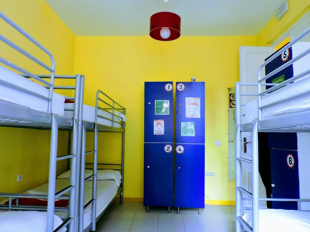 Bed in dormitory CAPACITY 6 WITH SHARED BATHROOM Room, Garden House Hostel Barcelona by Feetup Hostels, Barcelona