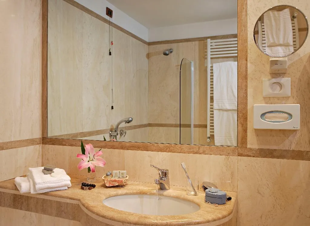 TRIPLE SUPERIOR Room, Kette, Venice
