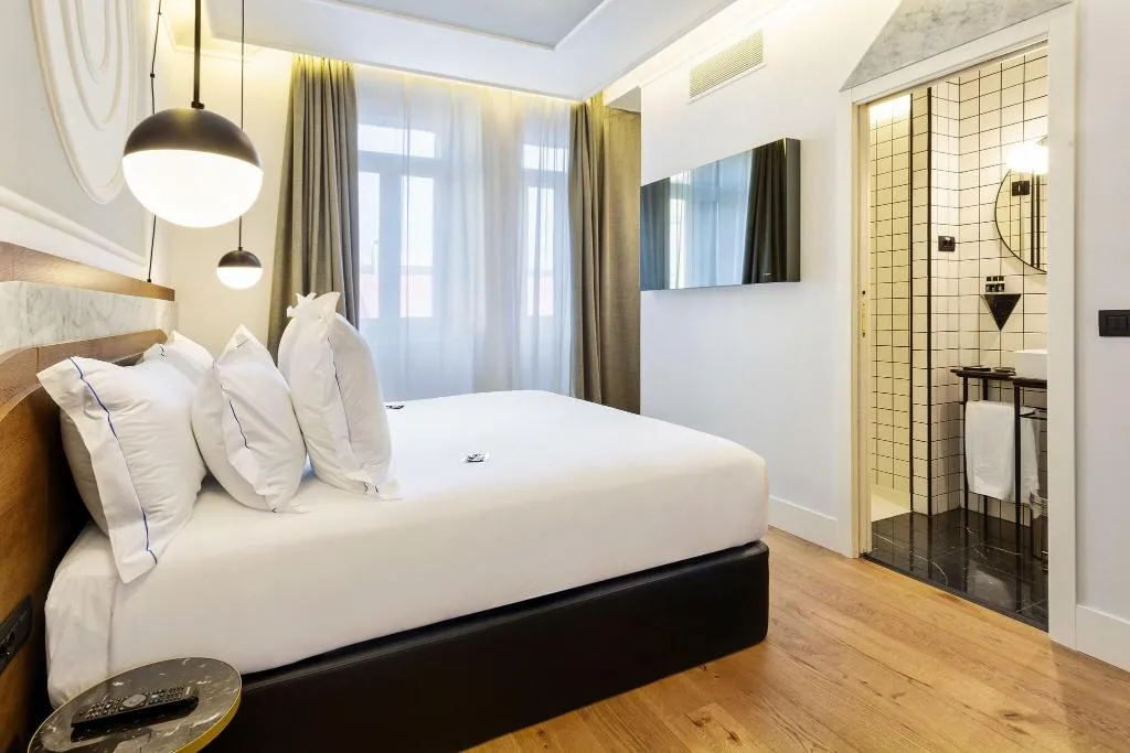 DOUBLE EXECUTIVE Room, One Shot Fortuny 07, Madrid