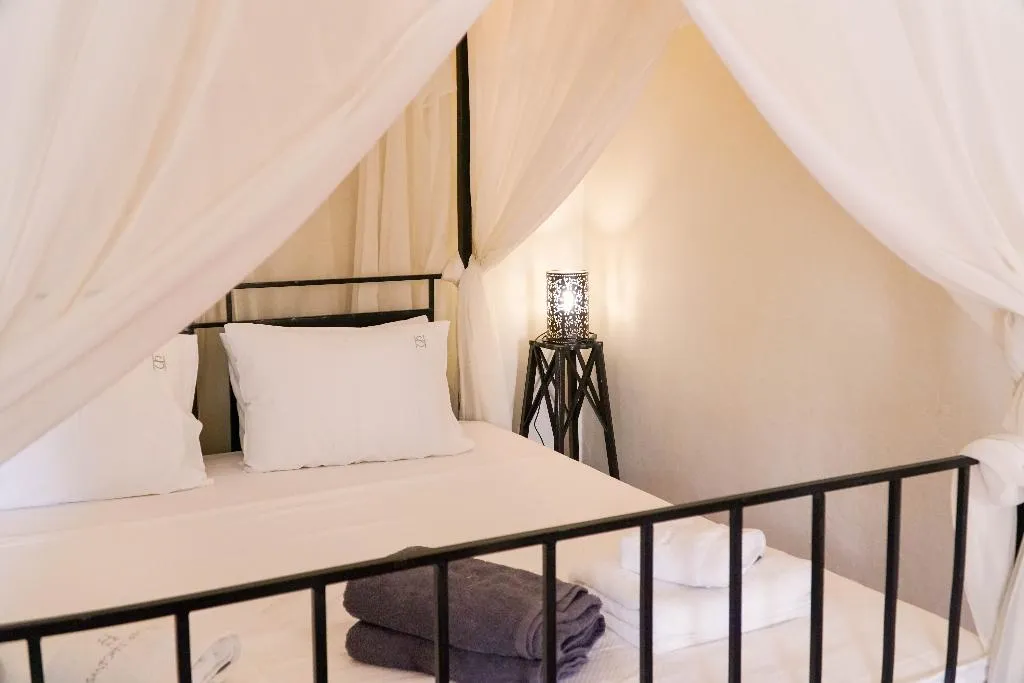VILLA TWO BEDROOMS WITH PRIVATE POOL Room, Santorini Heritage Villas & Mansions, Santorini