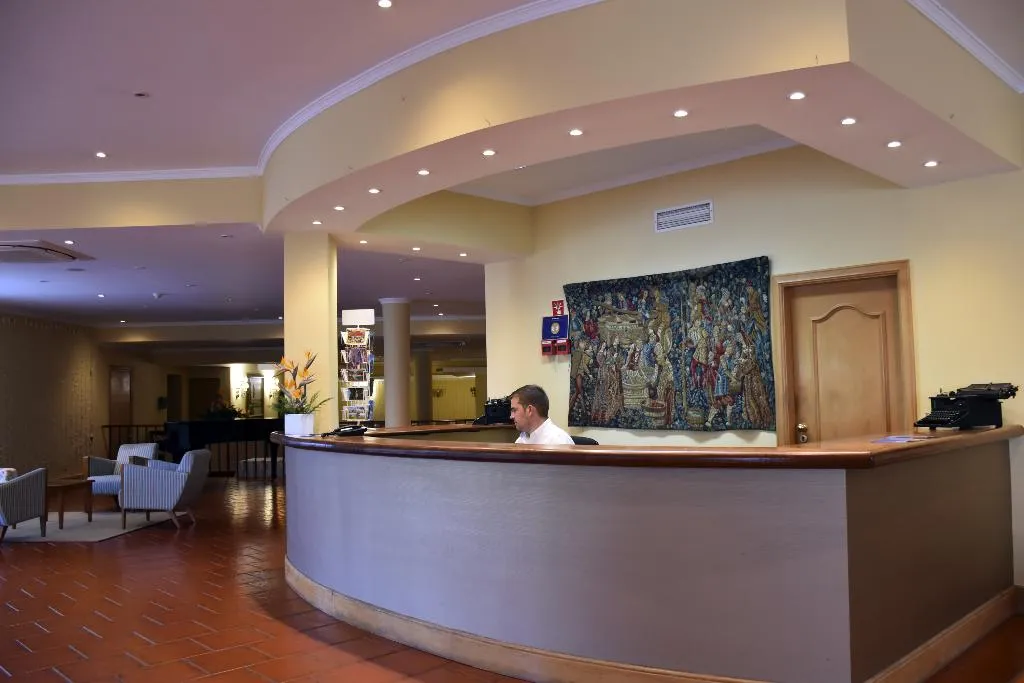 Lobby, O Colmo, Madeira
