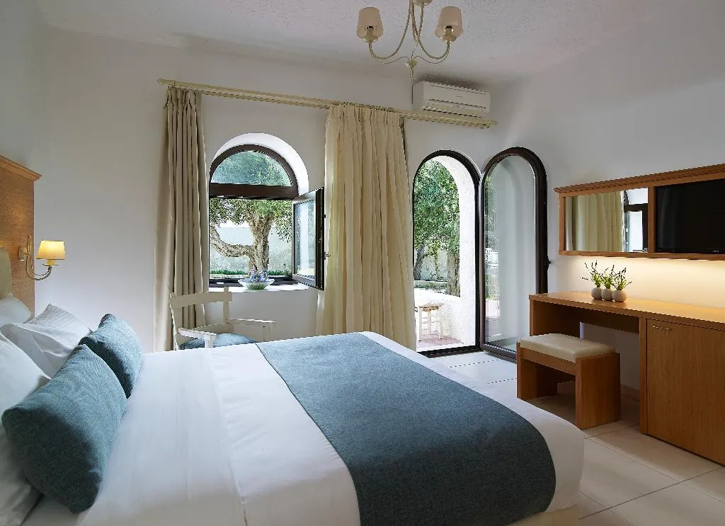Double or Twin DELUXE GARDEN VIEW Room, Coriva Beach Hotel & Bungalows by chc group, Crete
