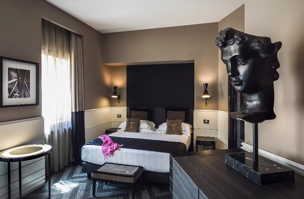 FAMILY ROOM KING SIZE BED Room, The Tribune, Part of JDV by Hyatt, Rome