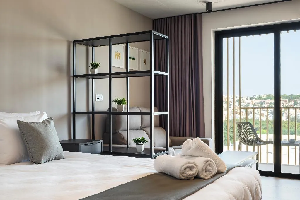STUDIO CAPACITY 2 Room, Aparthotel Adagio Malta Central, Malta