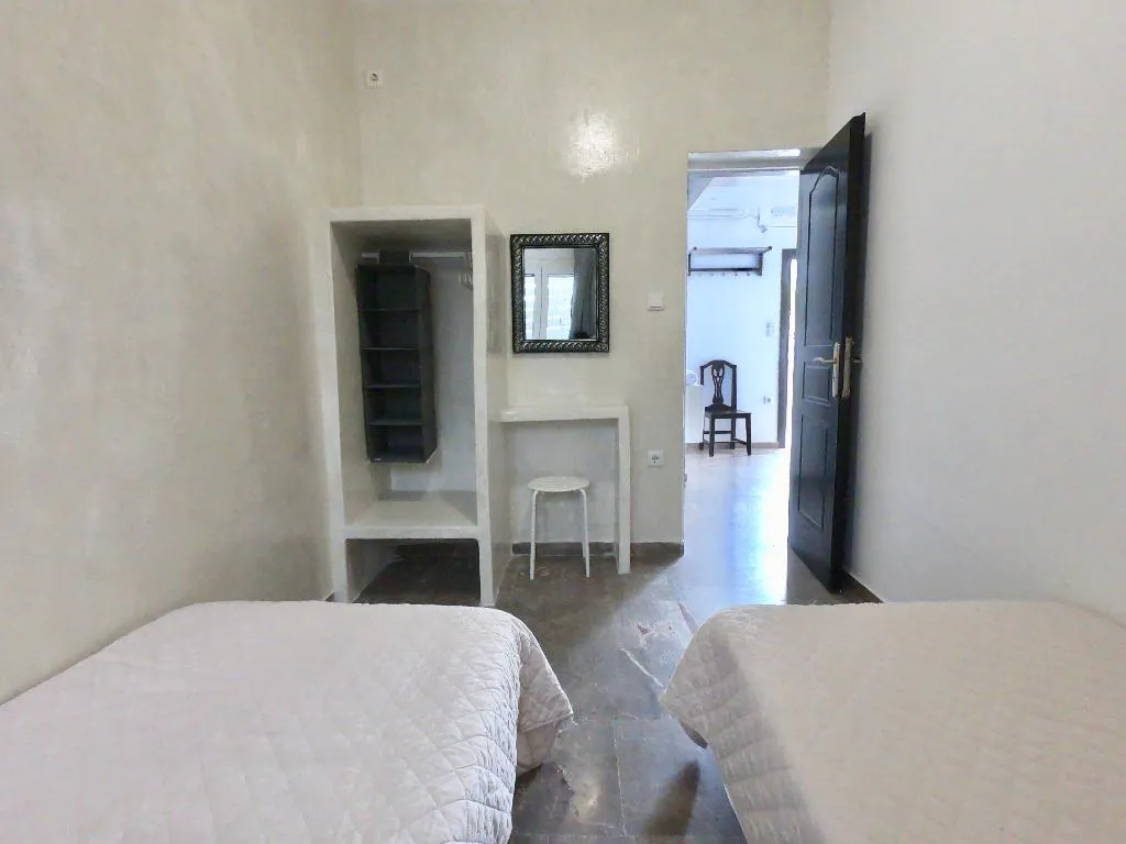 APARTMENT TWO BEDROOMS Room, Anny Studios Perissa Beach, Santorini