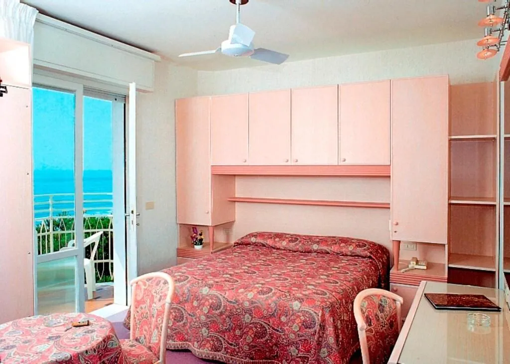 DOUBLE STANDARD Room, Hotel Cambridge, Venice