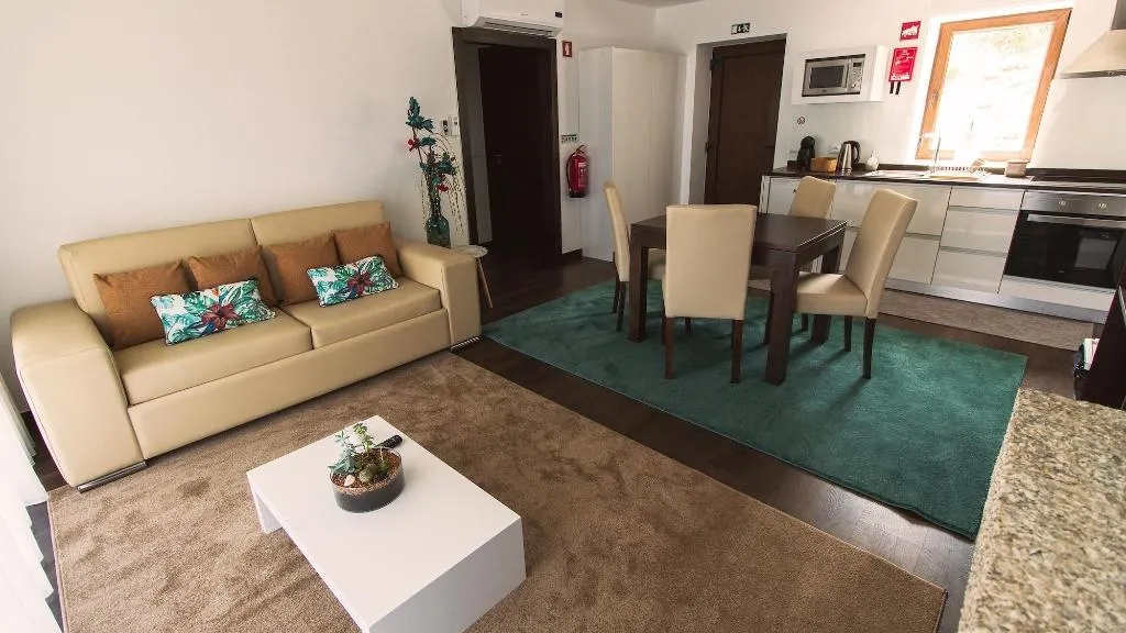 Room, Pousadela Village, Porto