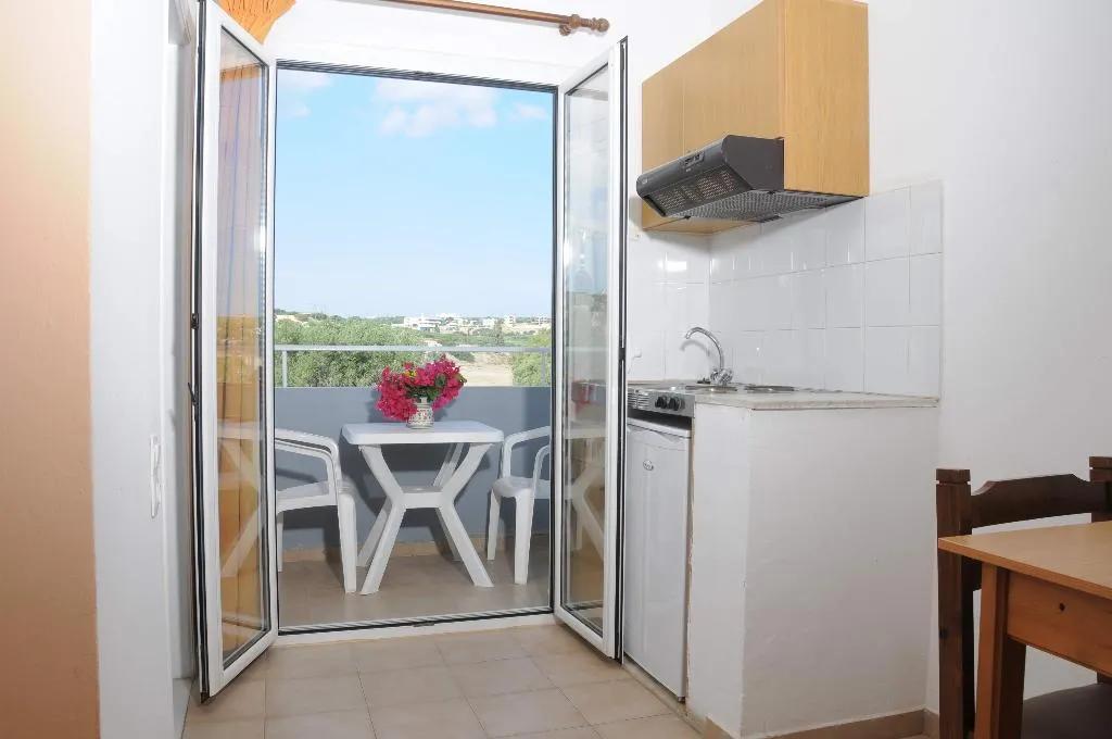 STUDIO STANDARD Room, Mastorakis Studios, Crete