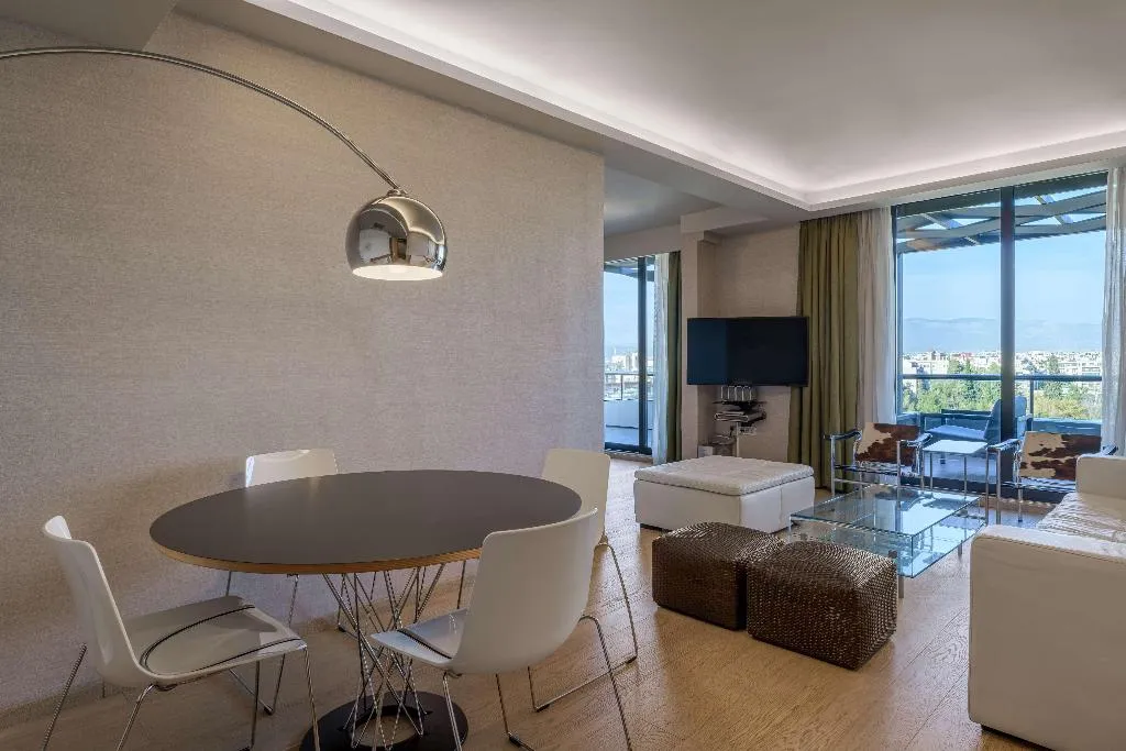 SUITE Presidential Room, Radisson Blu Park Hotel Athens, Athens