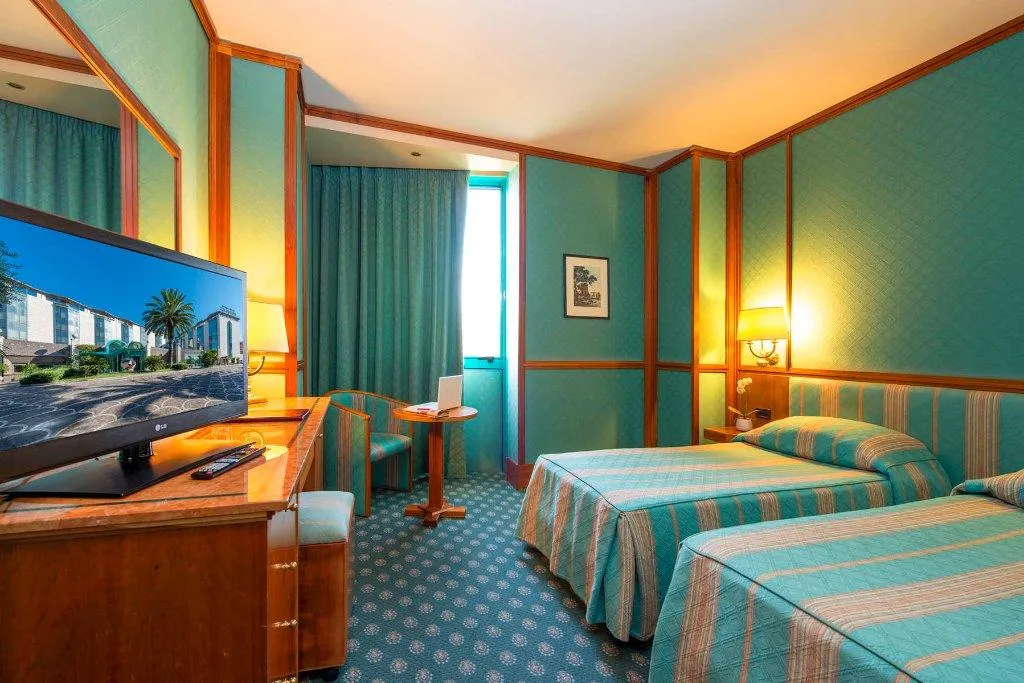 DOUBLE SINGLE USE STANDARD Room, Grand Hotel Duca d'Este, Rome