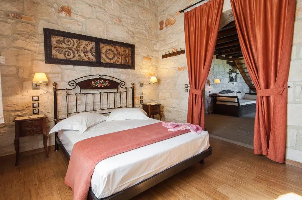 VILLA CAPACITY 6 Room, Kavos Psarou Villas, Zante