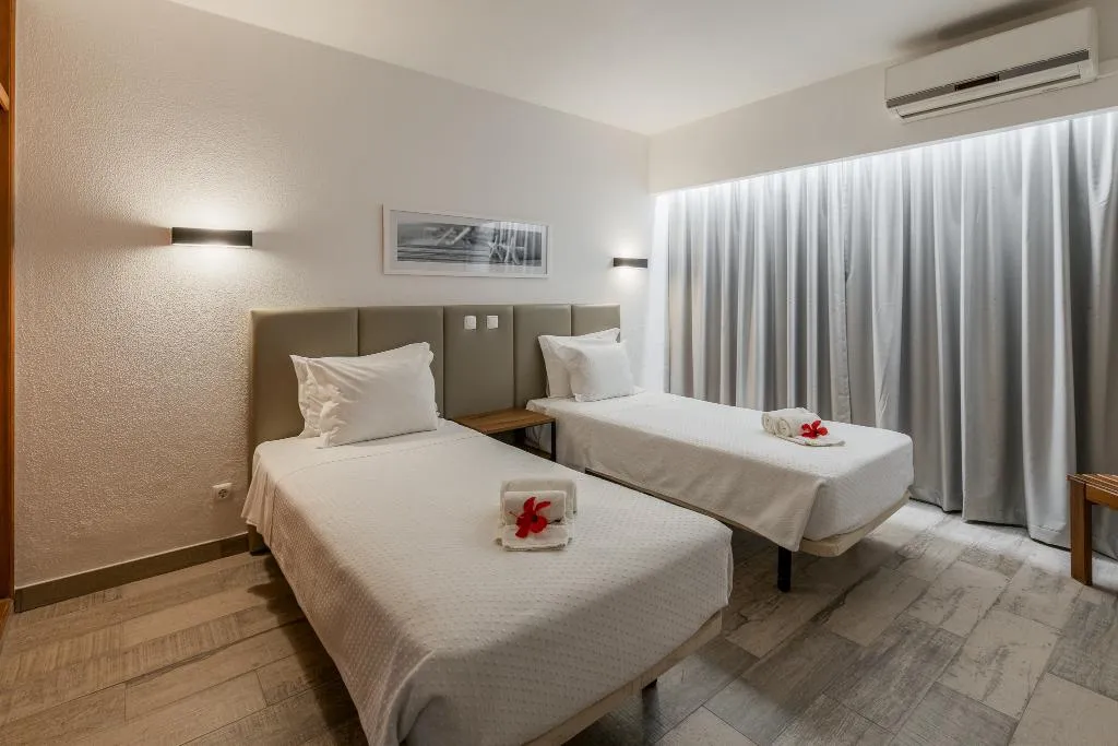 APARTMENT TWO BEDROOMS Room, Parque Monte Verde, Algarve