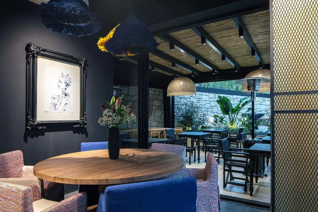 Restaurant, Chapter 02 Gallery Suites, Crete