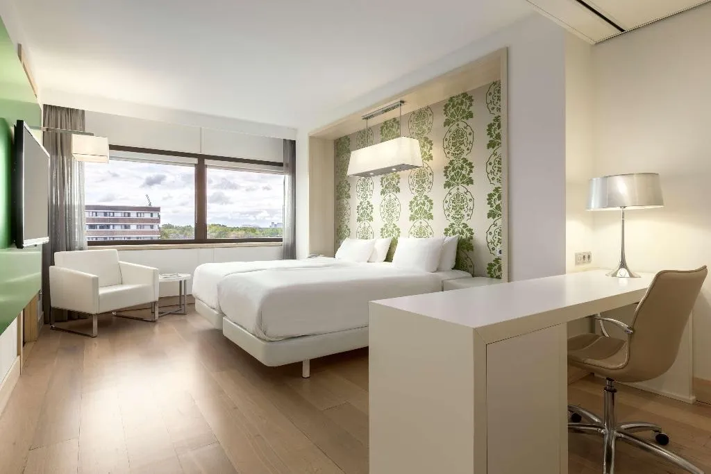 Room, NH Amsterdam Zuid, Amsterdam