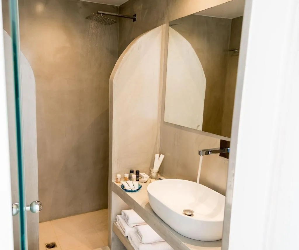 Room, Kratiras View Luxury Suites, Santorini