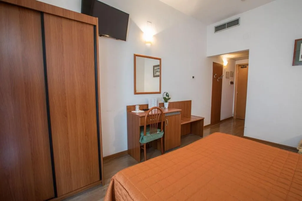 Room, Hotel Aequa, Naples