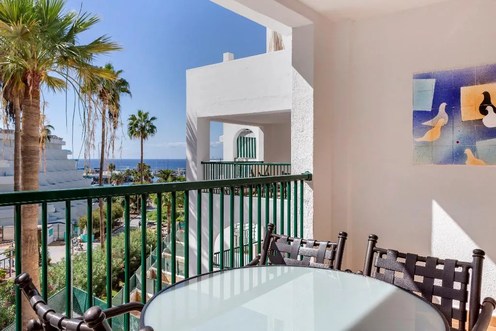 APARTMENT TWO BEDROOMS Room, Hilton Vacation Sunset Harbour Club Tenerife, Tenerife
