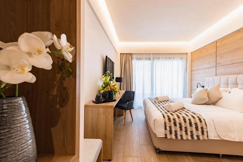 Room, Acandia, Rhodes