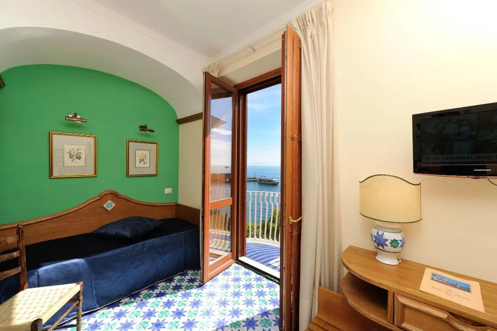 Double or Twin SUPERIOR OCEAN VIEW Room, La Bussola, Naples