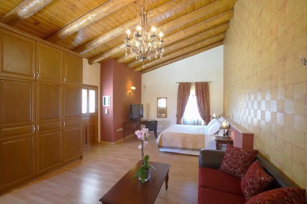 JUNIOR SUITE EXECUTIVE Room, Casa Moazzo, Crete