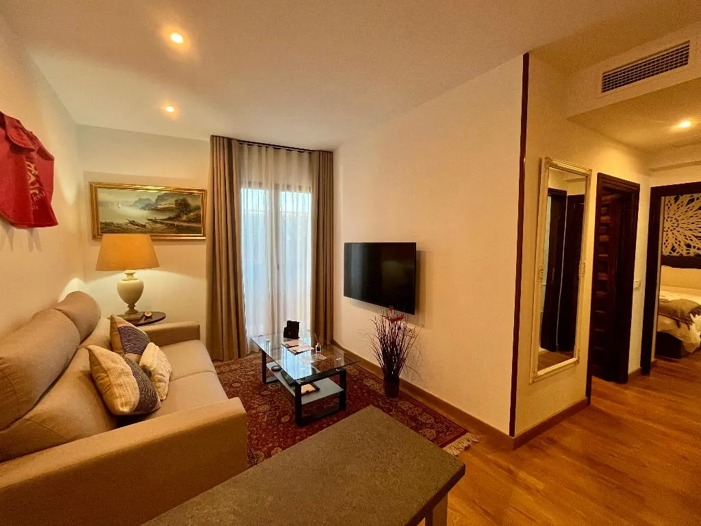 APARTMENT DELUXE TWO BEDS Room, Cason De Los Lopez Apartments, Madrid