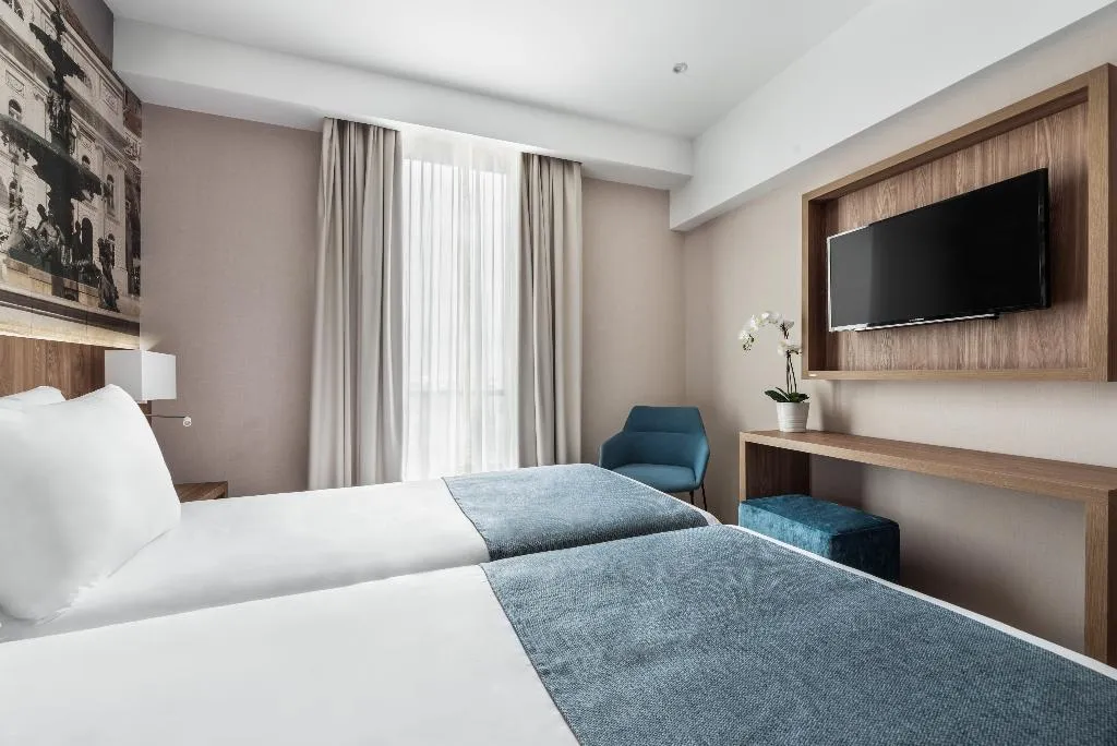 Double or Twin STANDARD Room, Dorma Saldanha, Lisbon
