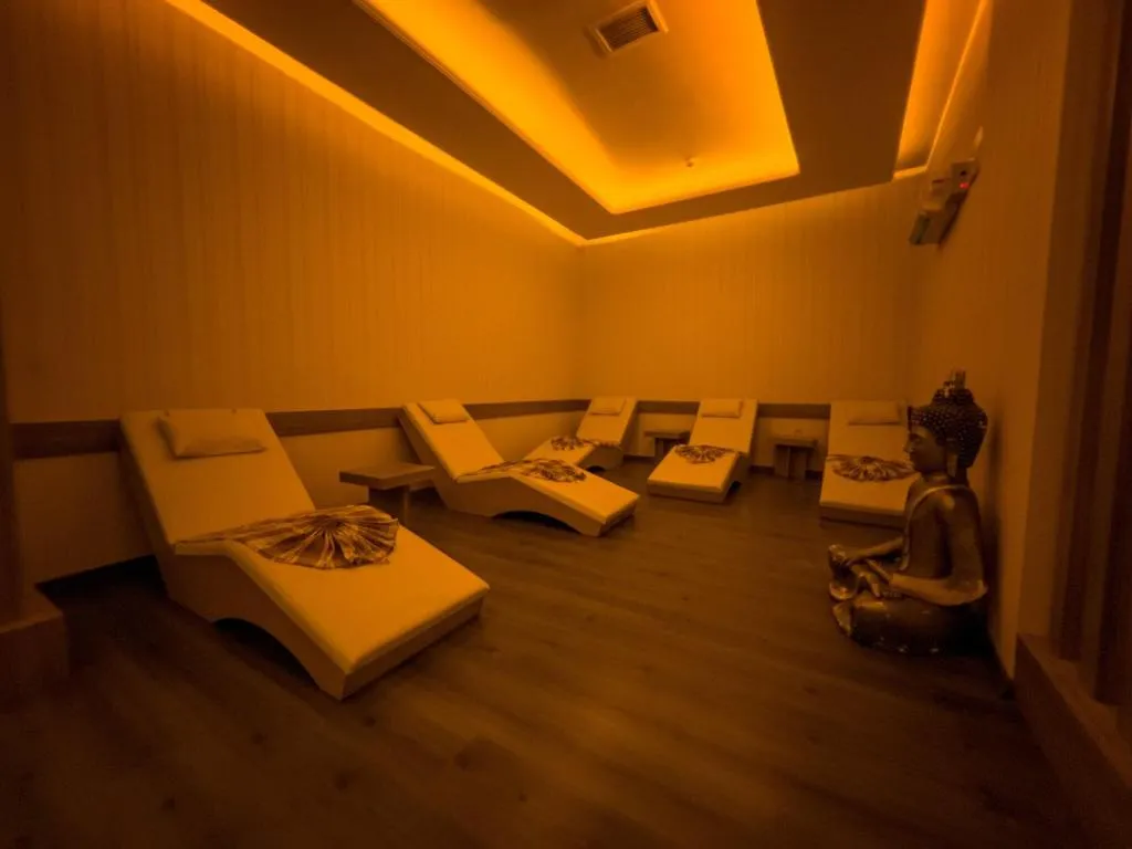 Sports and Entertainment, AQI Hydros Club, Antalya