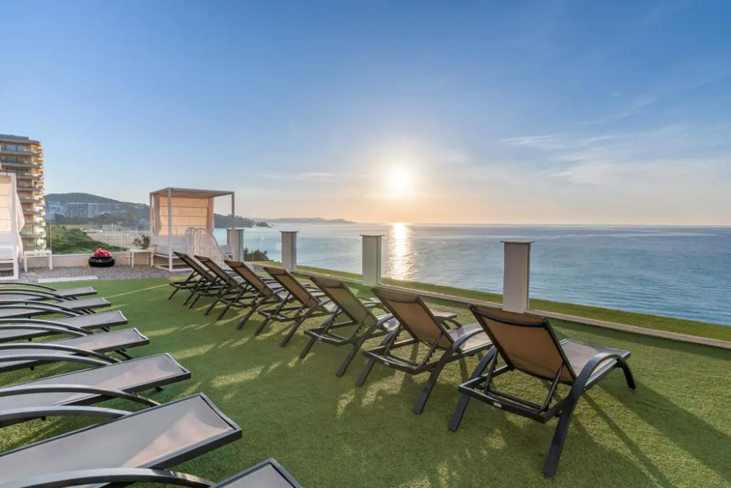 Terrace, Hotel Planamar by Escampa Hotels, Costa Brava