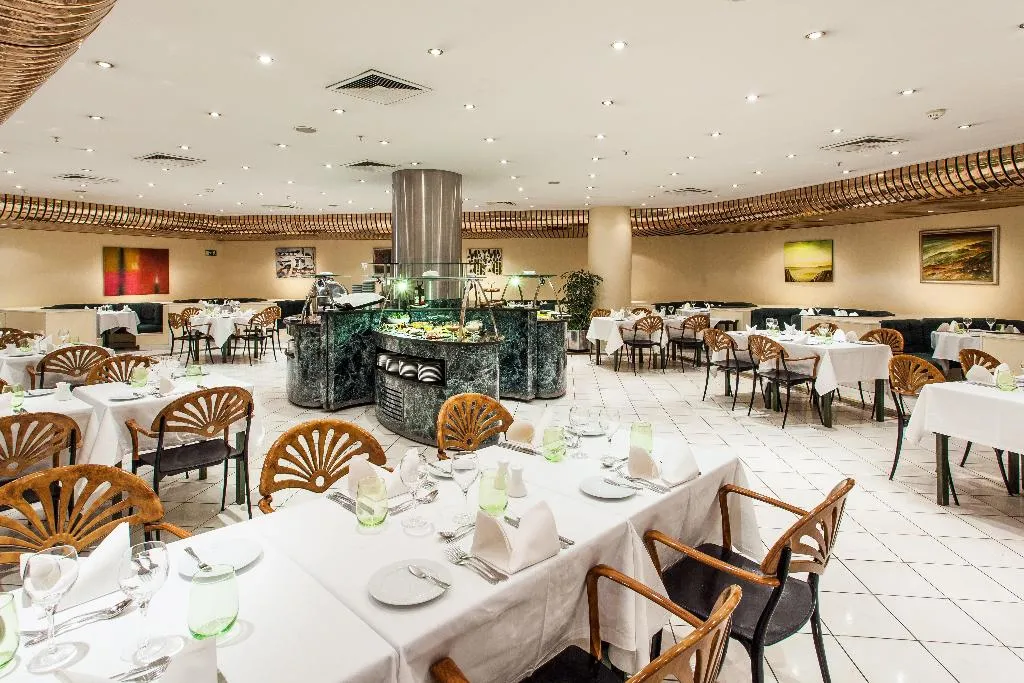 Restaurant, Holiday Inn Lisbon Continental, Lisbon